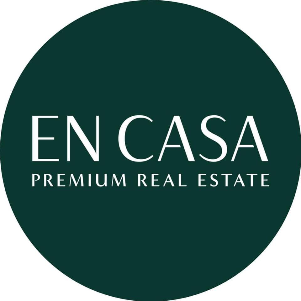 En Casa Premium Real Estate / Biuro Nieruchomości