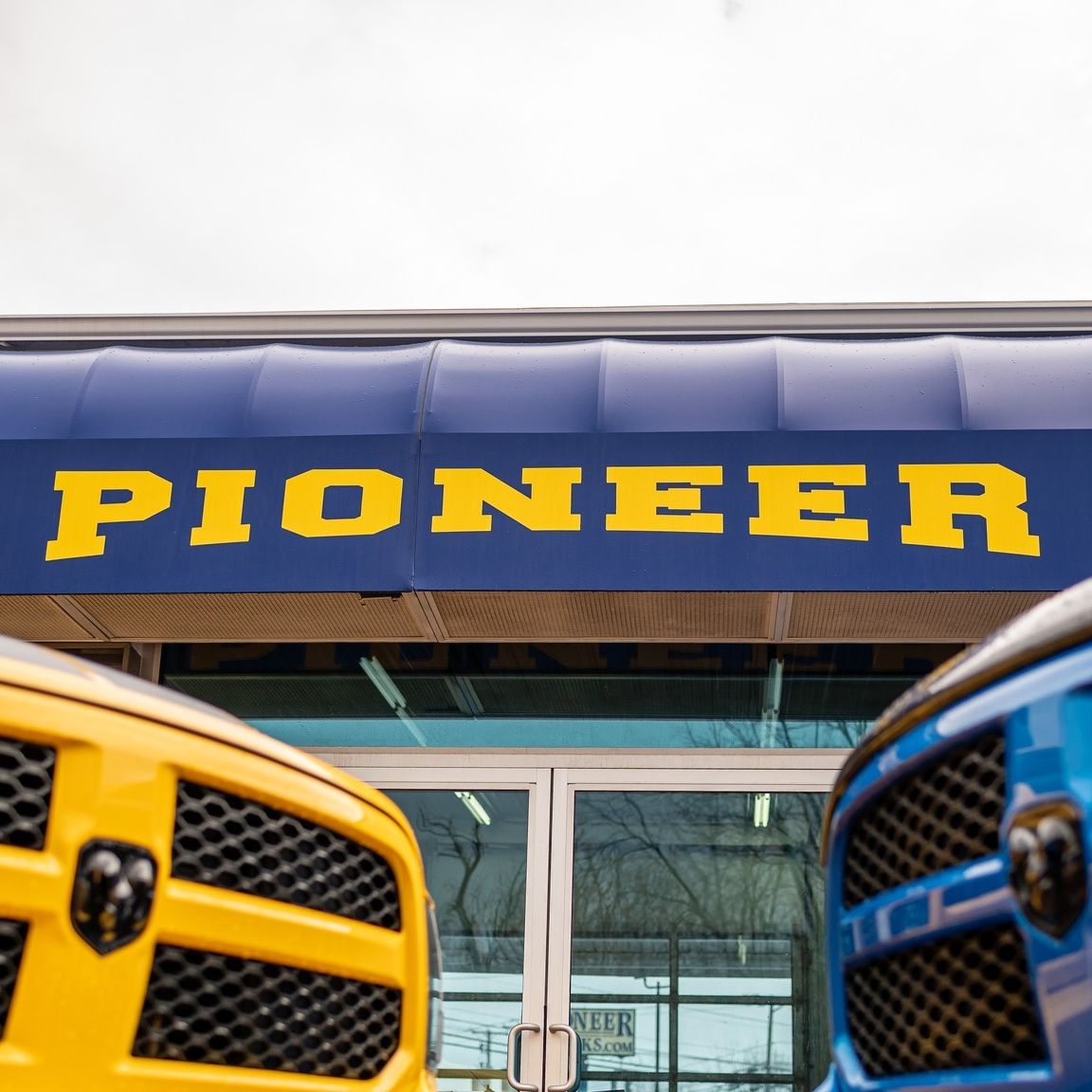 Pioneer Trucks