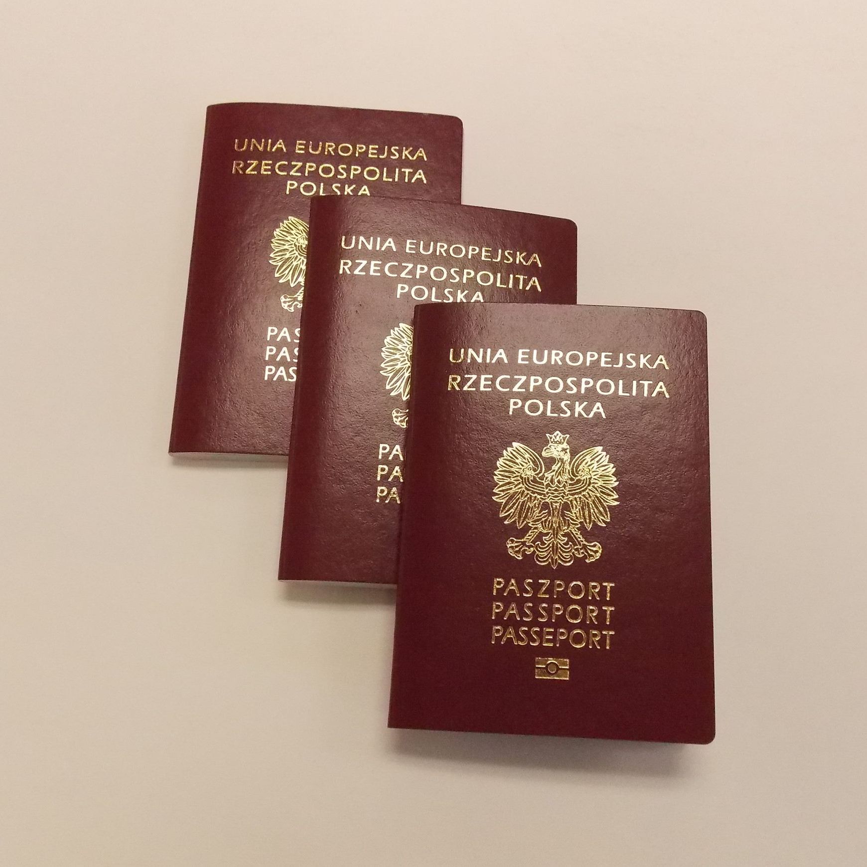 Poland Passport.com