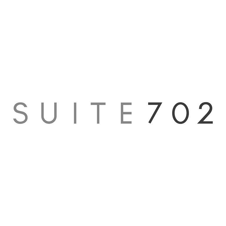 Suite702