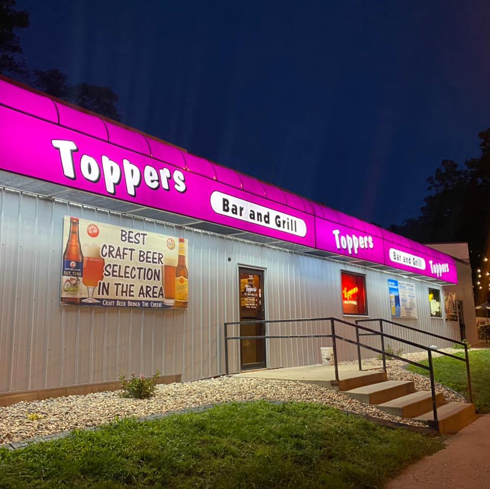 Topper’s Bar & Grill